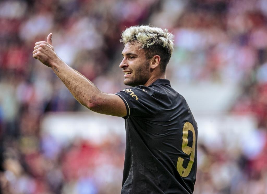 人矚目的可 人矚目的可